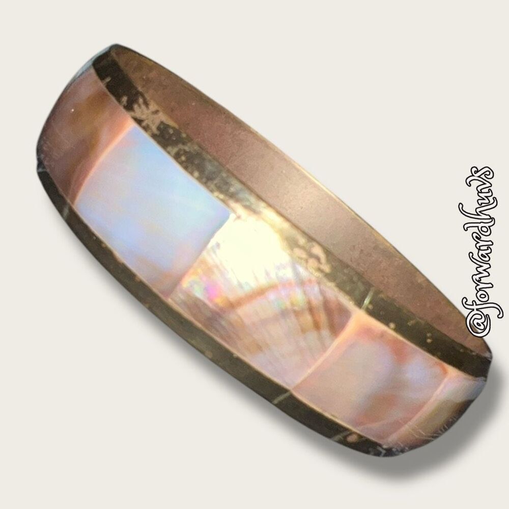 Vintage Handmade Mother of Pearl Bangle Bracelet